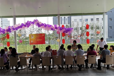 2019年中秋活動(dòng)--"月是故鄉(xiāng)明，情是容辰濃"